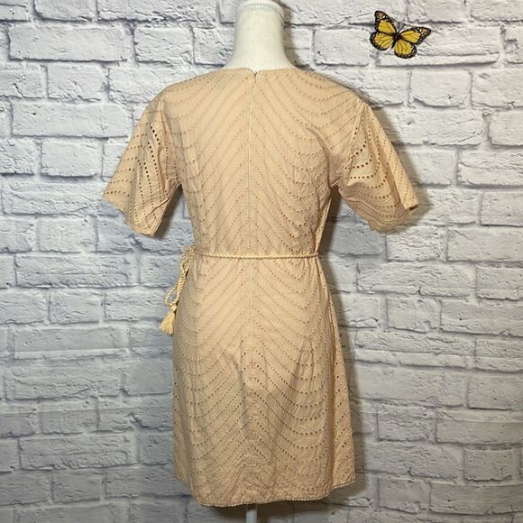 French Connection Short Sleeve Eyelet Dress with Tie Size 6 - Picture 7 of 11